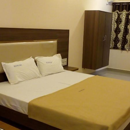 Hotel Meyyappaa Karaikudi Eksteriør billede